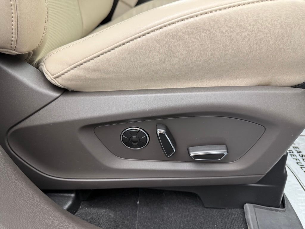 Used 2020 Gray Ford Platinum image 71