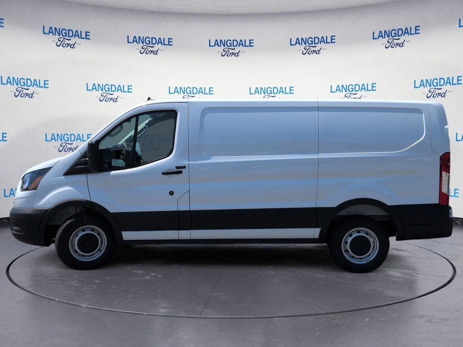2025 Ford Transit Van Base - Photo 10