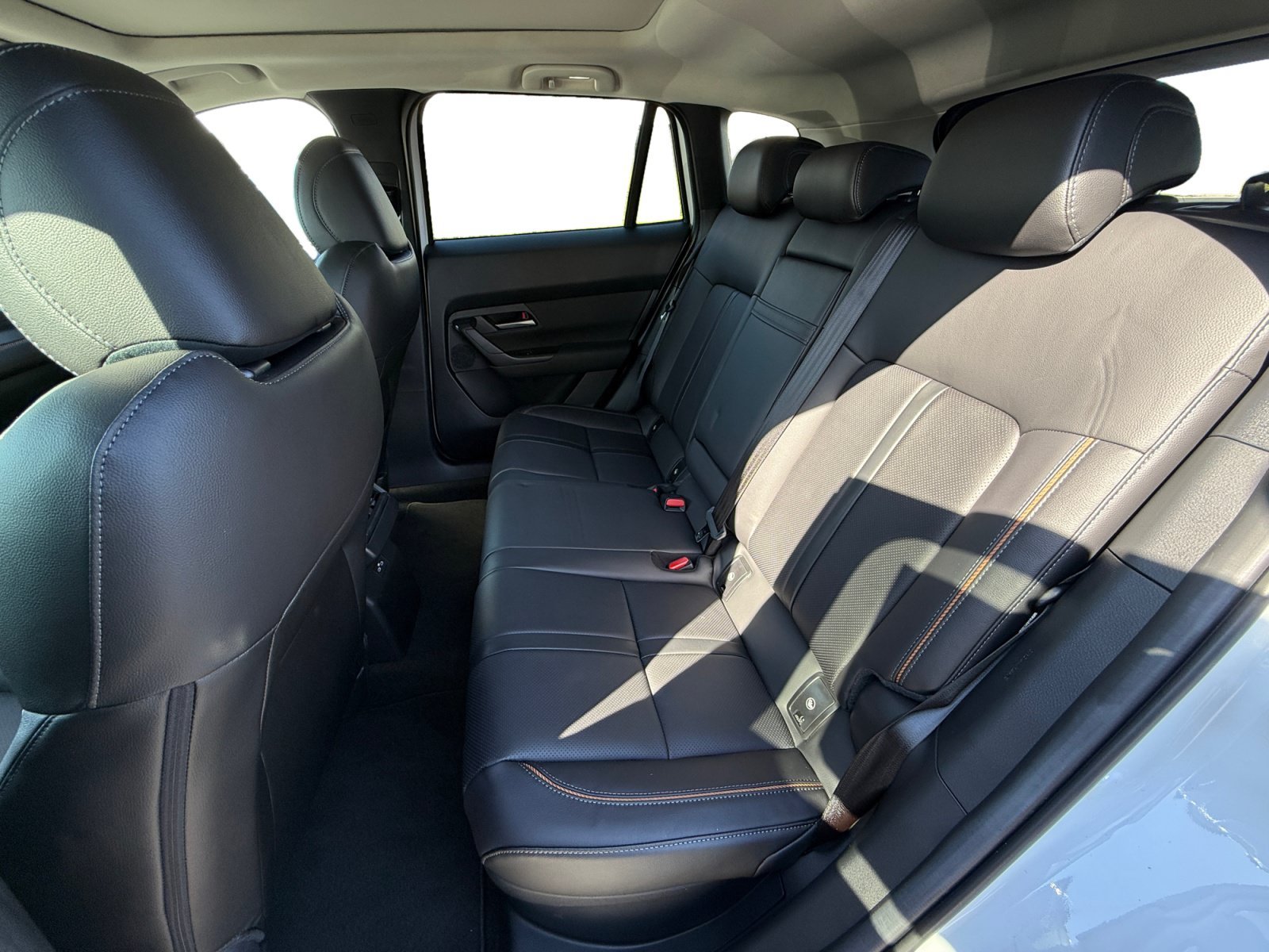 New 2026 Wind Chill Pearl Mazda Premium image 16