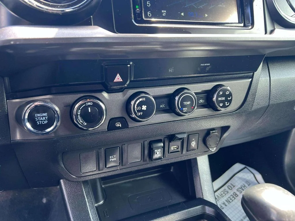 2020 Toyota Tacoma TRD Sport - Photo 10