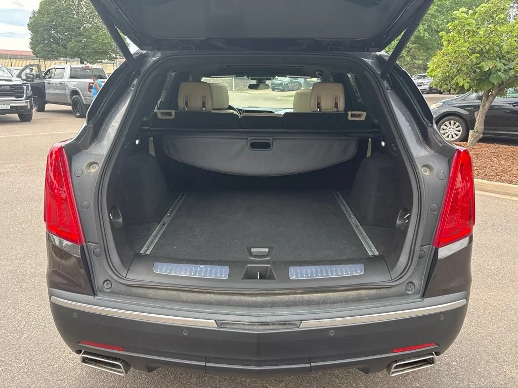 Used 2019 DARK GRANITE METALLIC Cadillac Premium Luxury AWD image 23
