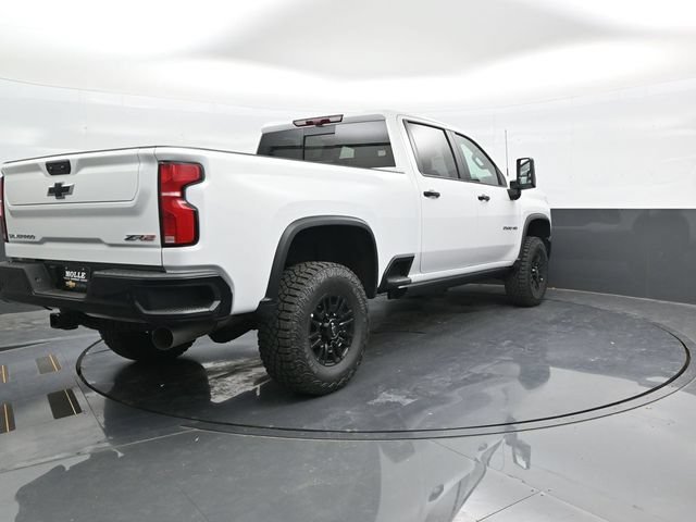 2026 Chevrolet Silverado 2500 HD ZR2 - Photo 6