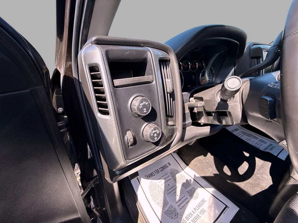 Used 2018 Brown Chevrolet LT image 15