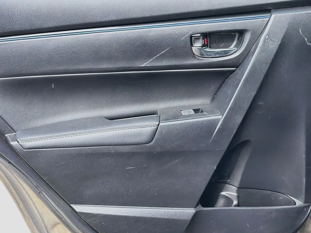 Used 2017 Slate Metallic Toyota L image 26