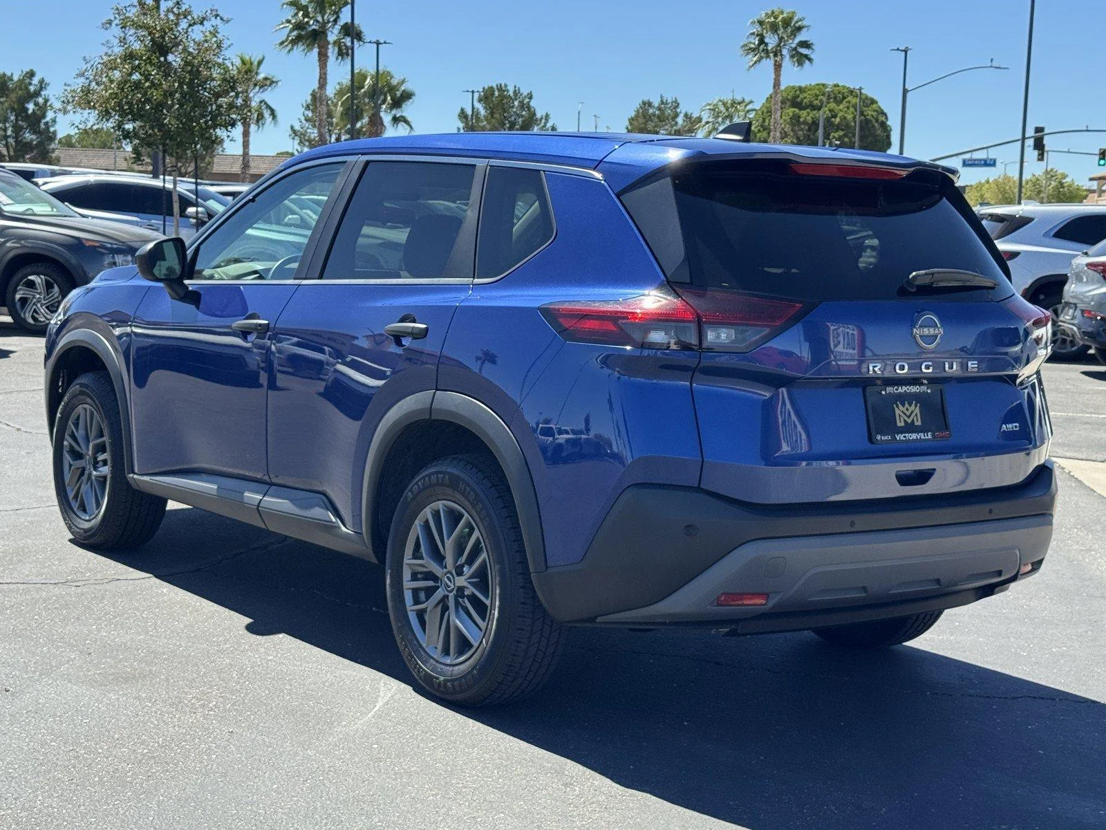 Used 2023 Caspian Blue Meta Nissan S image 4