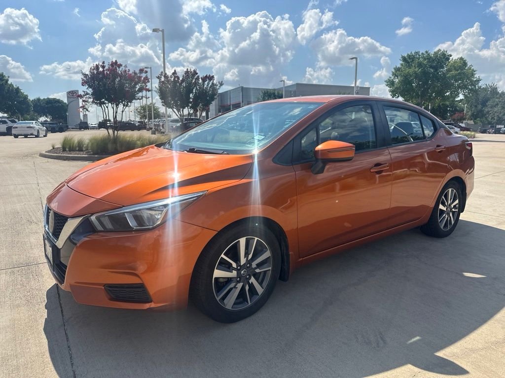Used 2020 Orange Nissan 1.6 SV image 1