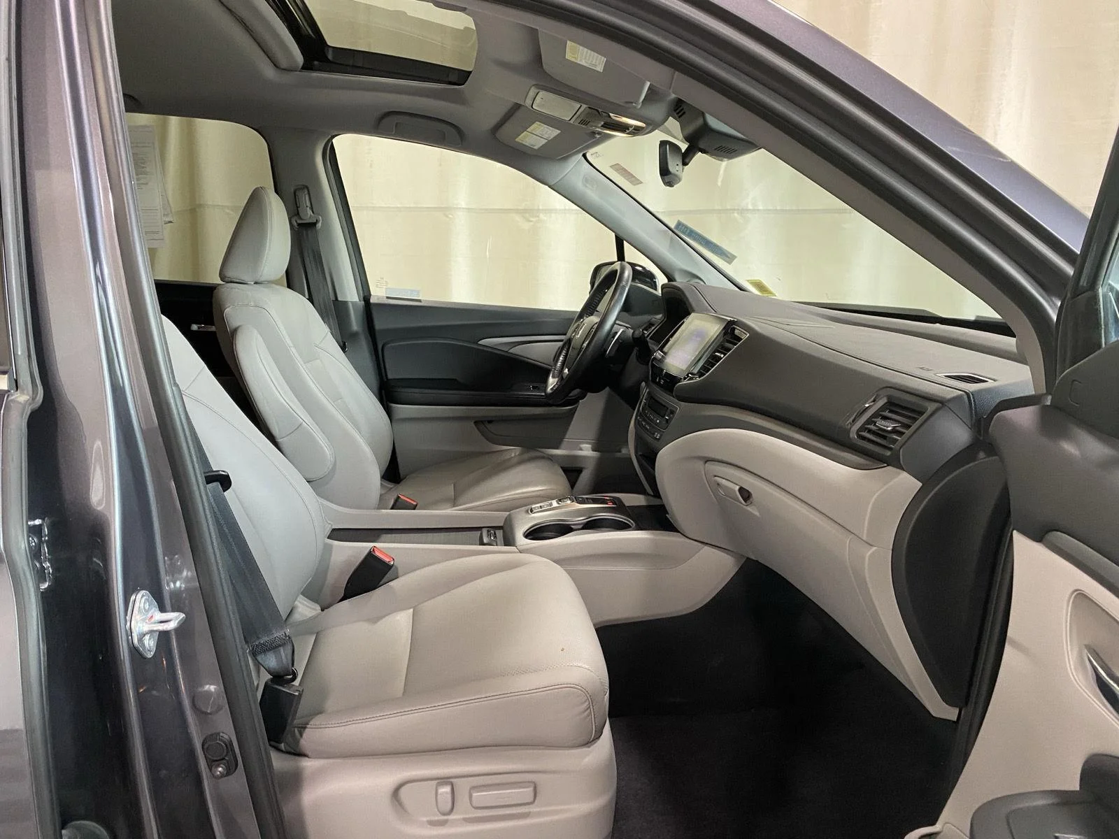 Used 2023 Modern Steel Metallic Honda RTL-E image 8