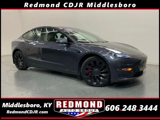 2023 Tesla Model 3 Performance's photo