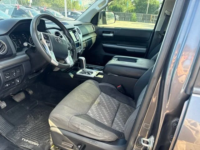 Used 2020 Silver Sky Metallic Toyota SR5 image 10