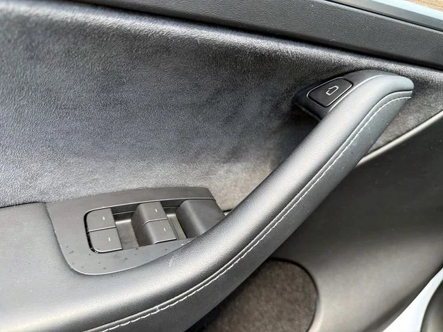 Used 2023 White Tesla Long Range image 21