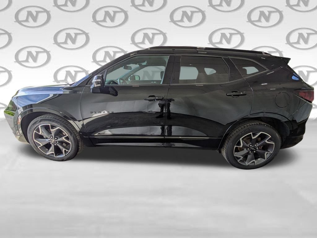 Used 2022 Black Chevrolet RS image 26