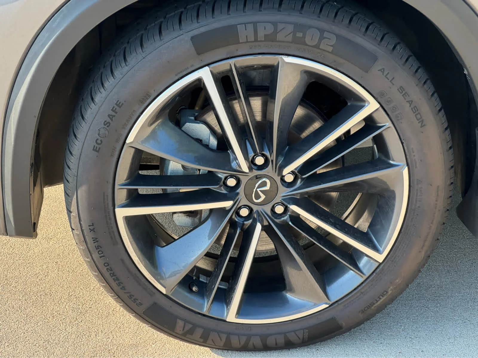 Certified Used 2023 Graphite Shadow INFINITI SPORT image 11
