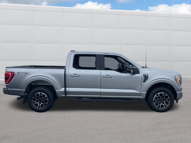 Used 2023 Silver Ford XLT image 8