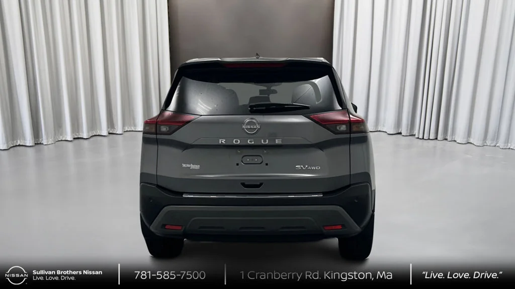 Used 2023 Gray Nissan SV image 6