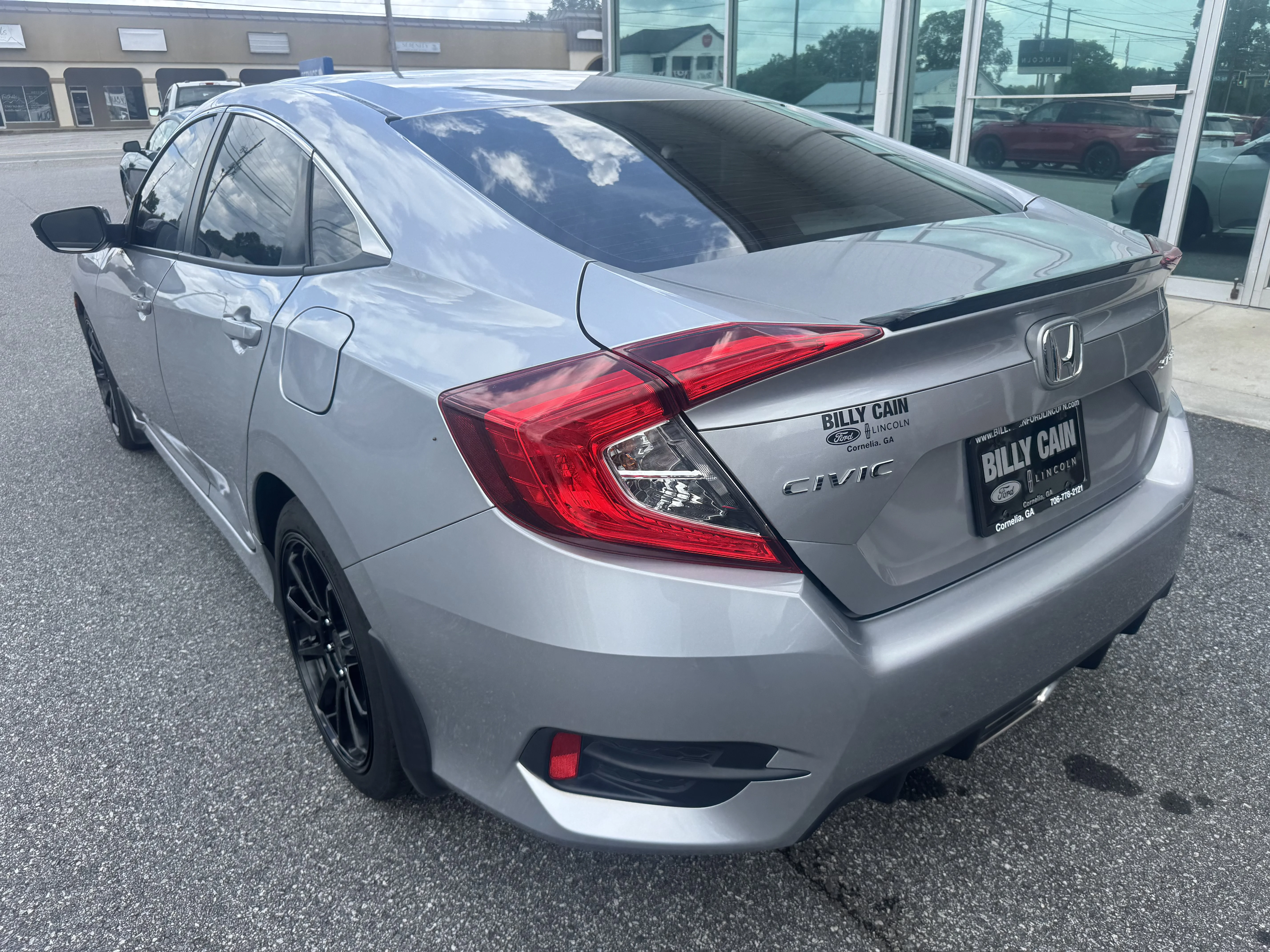 Used 2021 Lunar Silver Metallic Honda Sport image 2