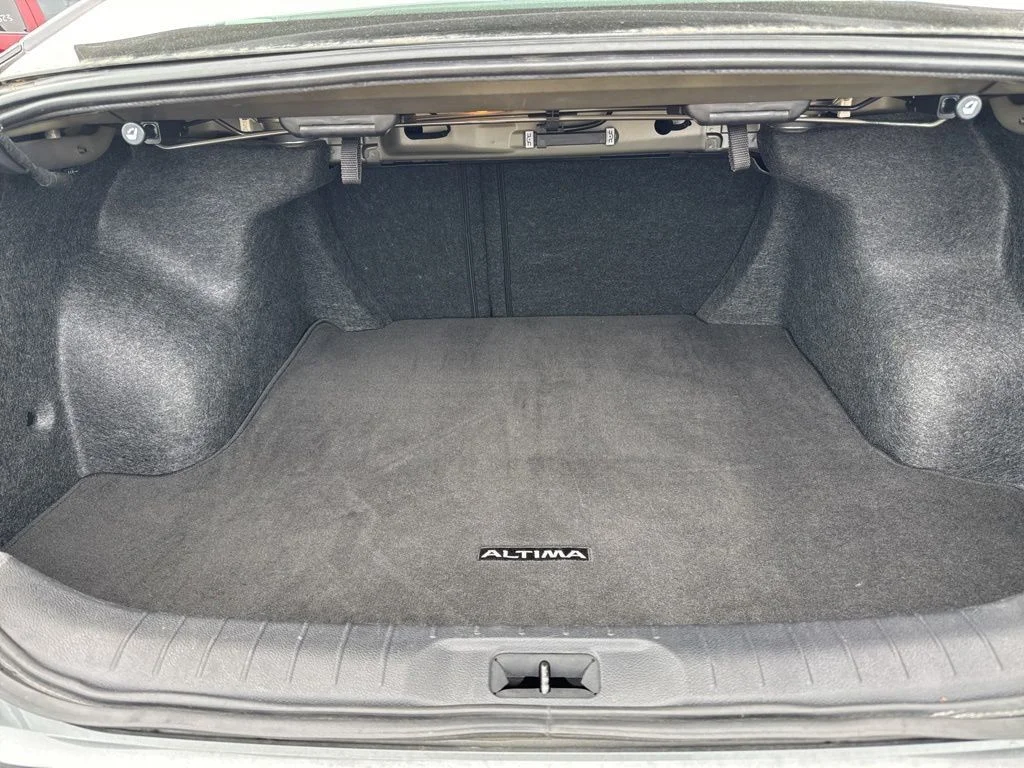Used 2025 Gray Nissan 2.5 SV image 24