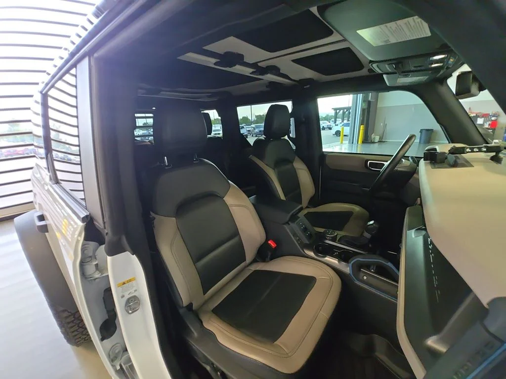Used 2024 White Ford Wildtrak image 30