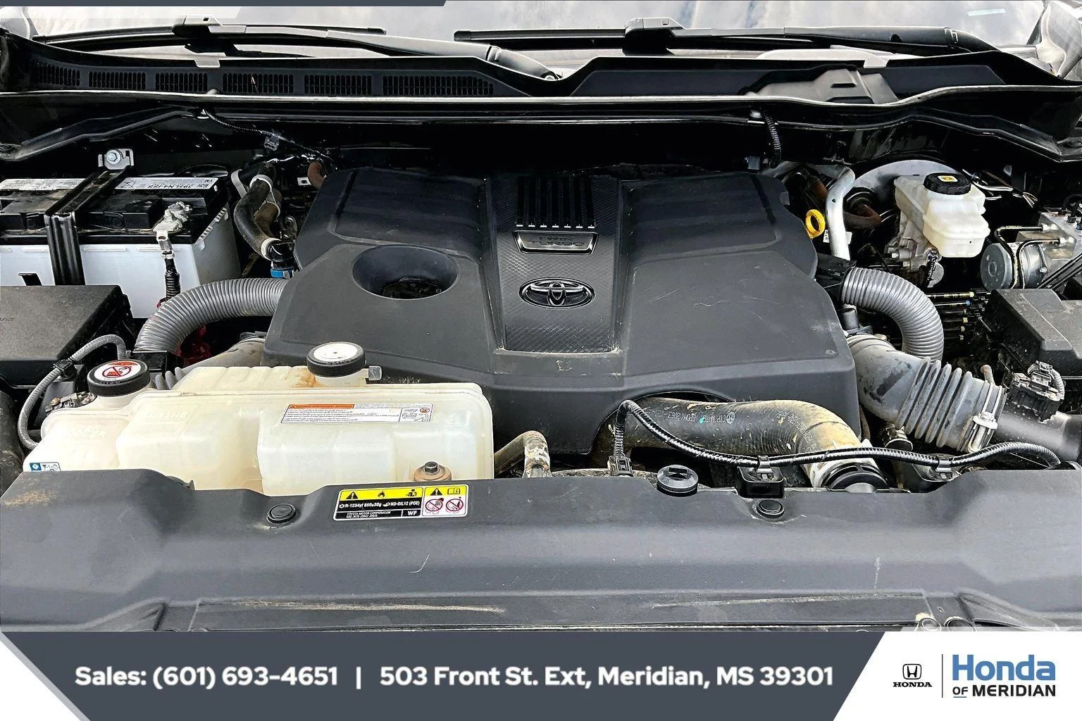 Used 2023 Magnetic Gray Metallic Toyota SR5 image 8