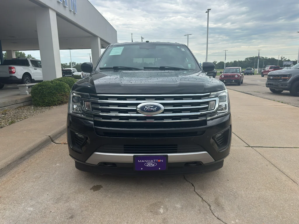 Used 2018 Shadow Black Ford XLT image 38