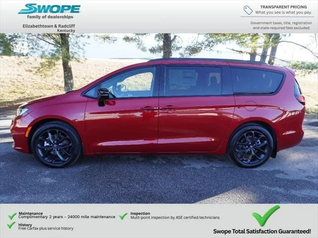 New 2026 Red Hot Pearl-Coat Exterior Paint Chrysler Limited image 6
