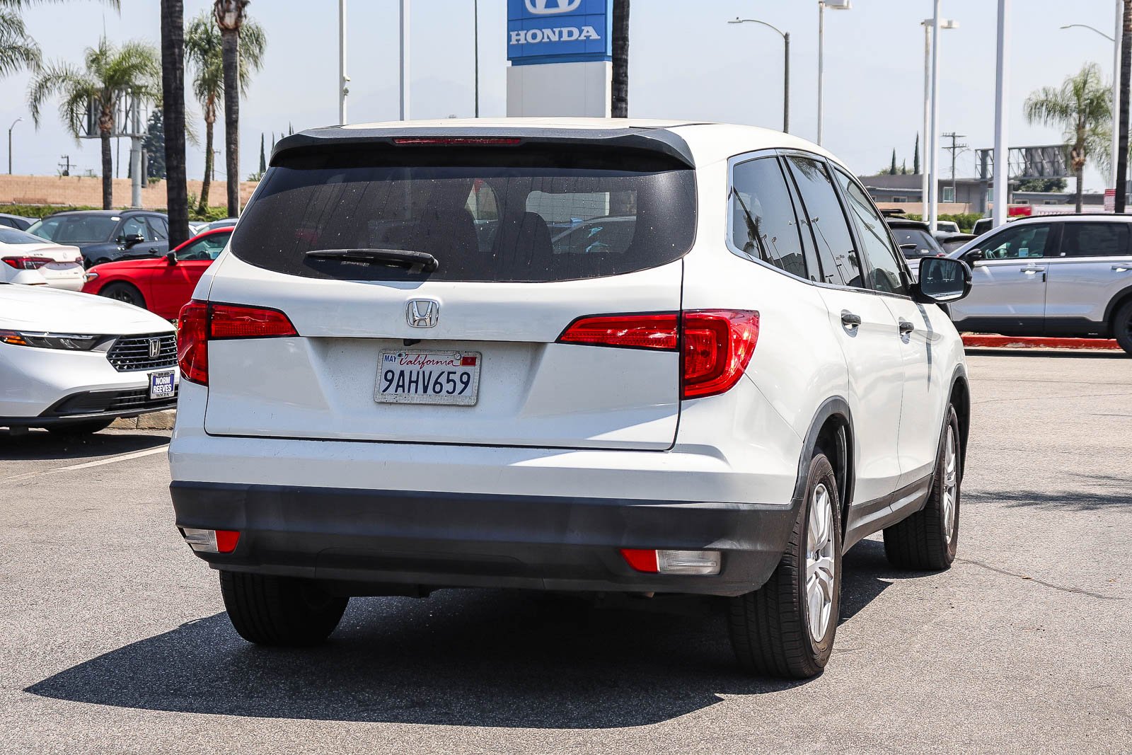 Used 2018 White Diamond Pearl Honda LX image 11