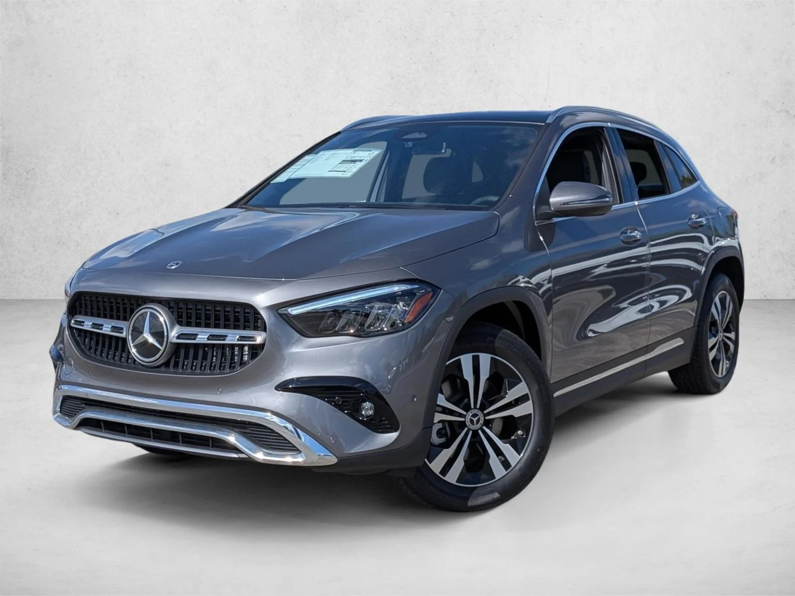Used 2026 Mountain Grey Metallic Mercedes-Benz GLA 250 image 1