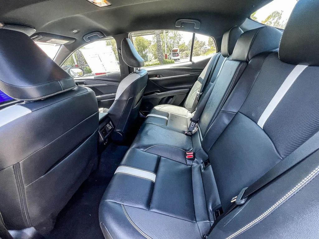 Certified Used 2025  Toyota SE image 17