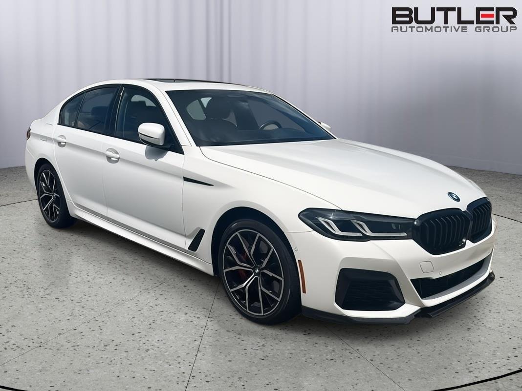 Used 2023 Alpine White BMW 530e xDrive image 2
