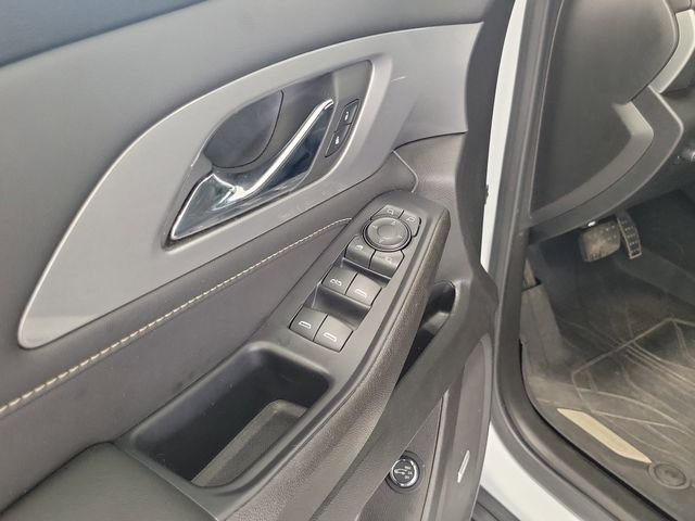 Used 2022 White Chevrolet LT Leather image 7