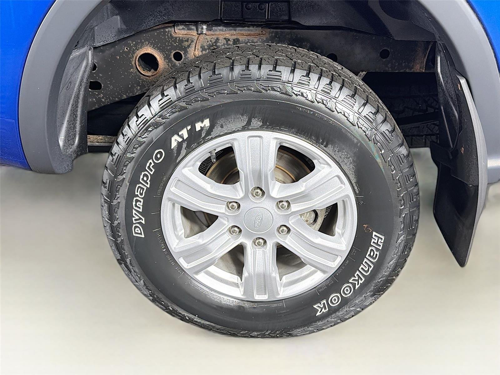 Used 2020 Lightning Blue Ford XL image 33