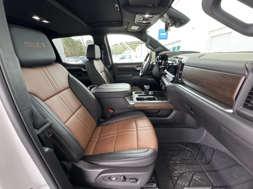 Used 2025 Beige Chevrolet High Country image 16
