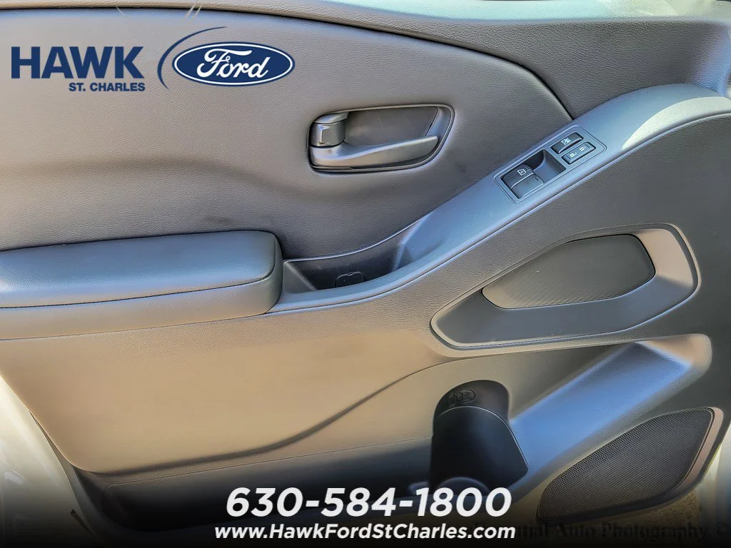 Used 2025 Glacier White Nissan S image 15