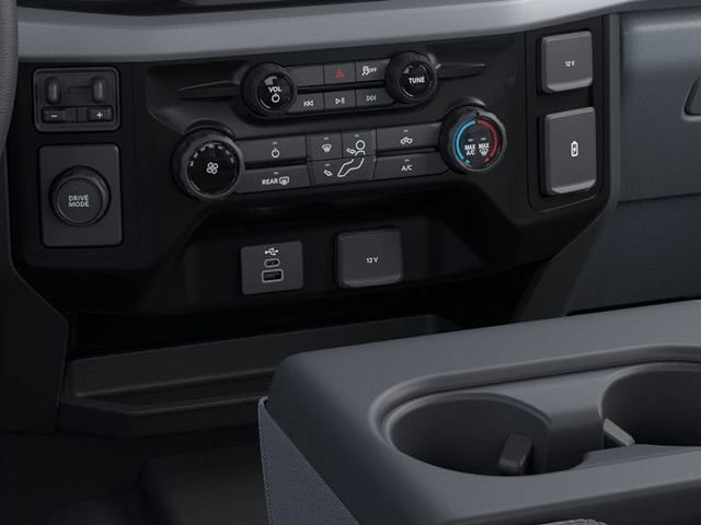 New 2025 Oxford White Ford F-350® XL image 15