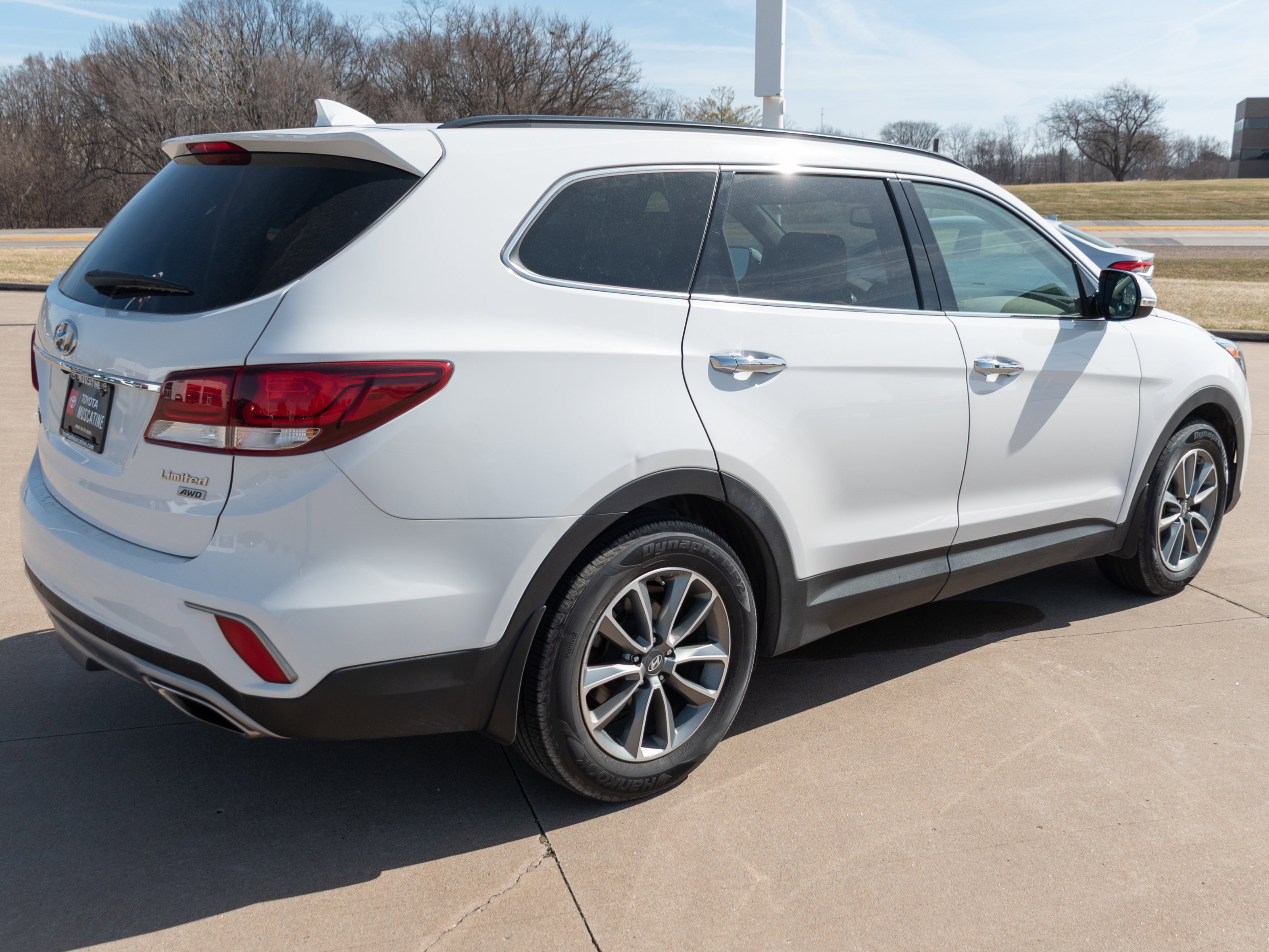 2017 Hyundai Santa Fe Limited - Photo 22