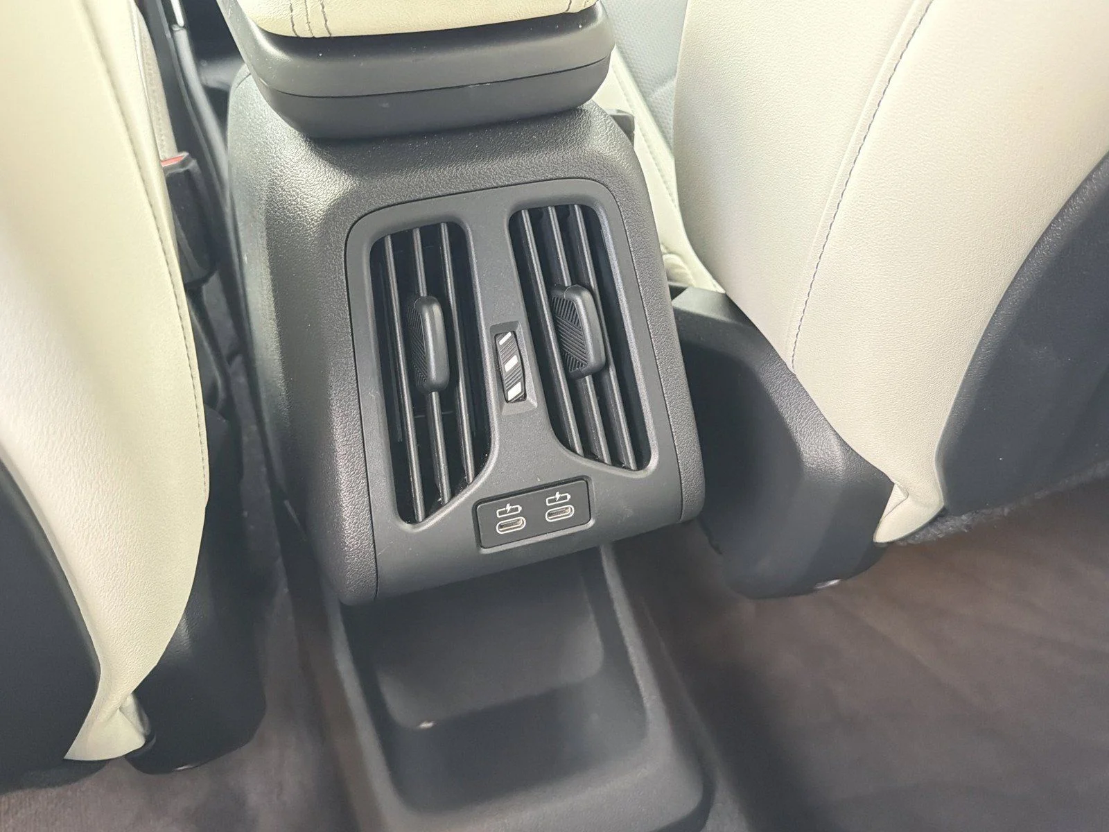 New 2026 Black Sapphire Metallic BMW xDrive28i image 18