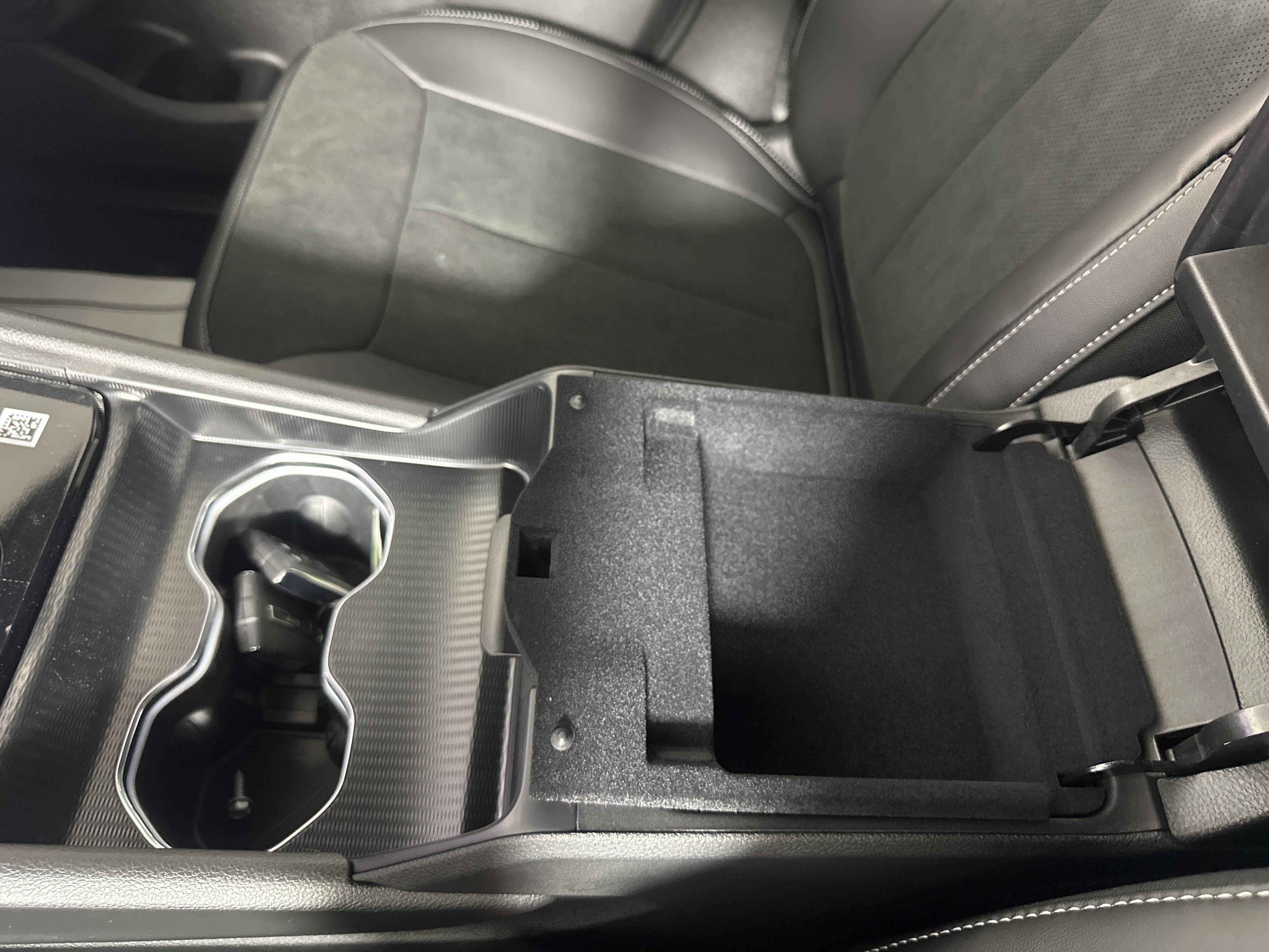 New 2026 Silver Zynith Jeep Laredo Altitude image 22