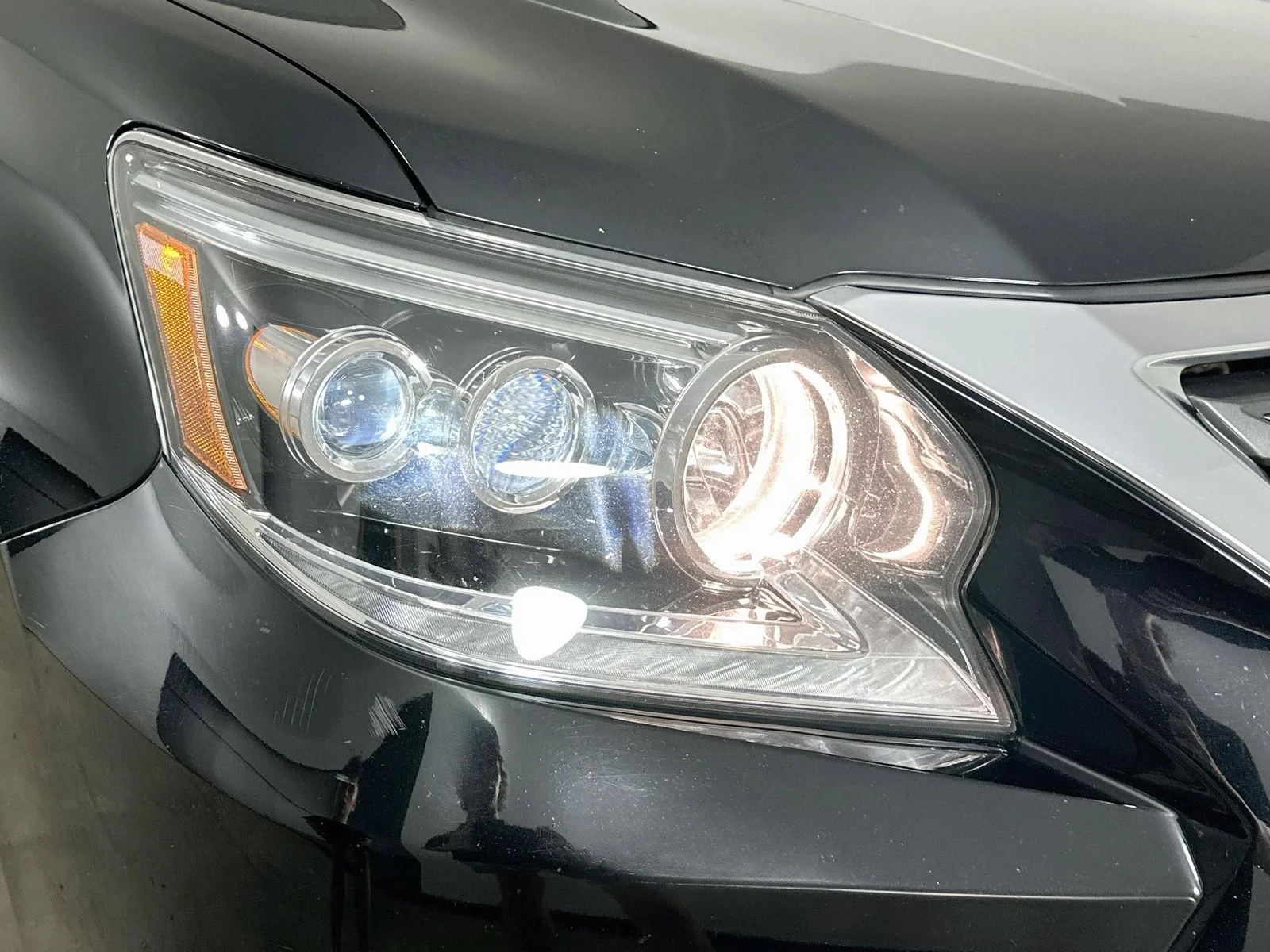 Used 2014 Black Lexus  image 9