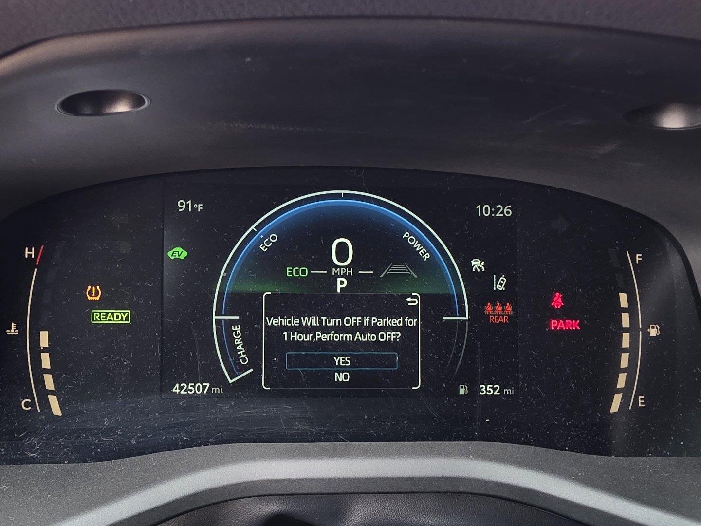 Used 2025 Ice Cap Toyota SE image 12