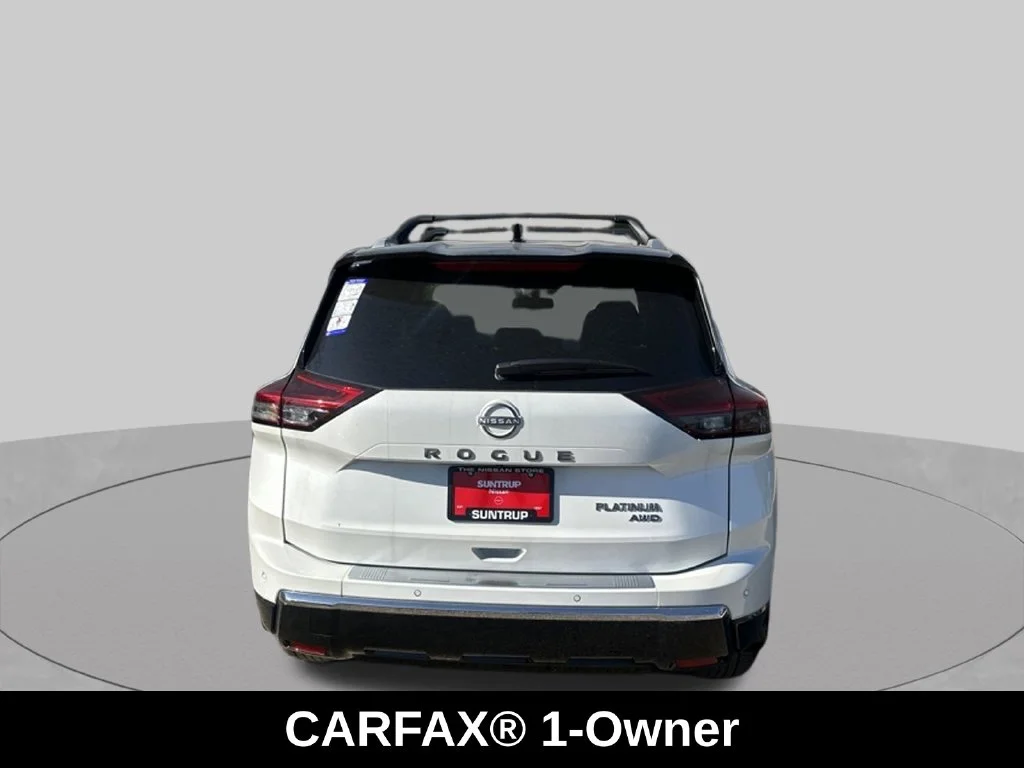 2026 Nissan Rogue Platinum - Photo 4