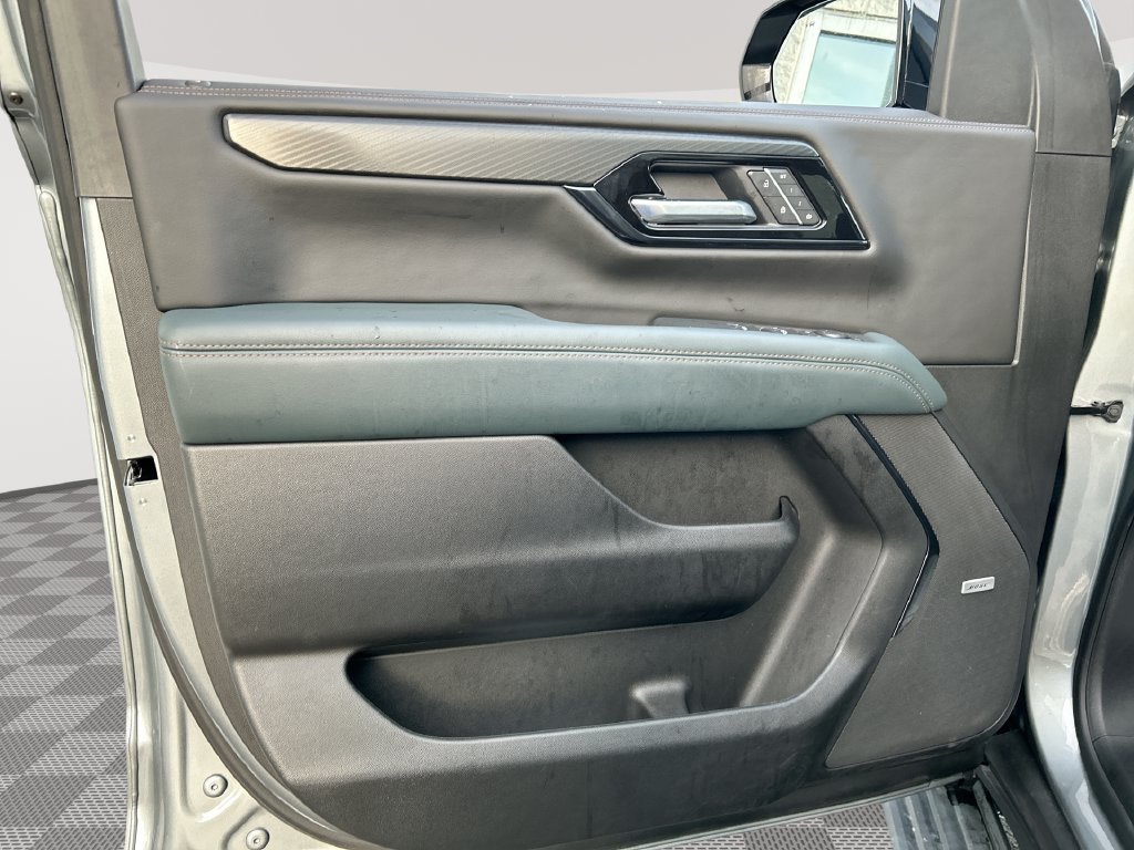 Used 2026 Silver GMC AT4 image 26