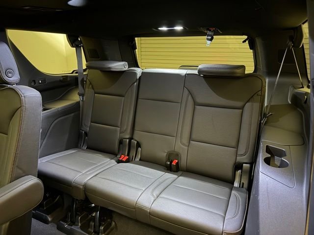 Used 2023 Black Chevrolet High Country image 27