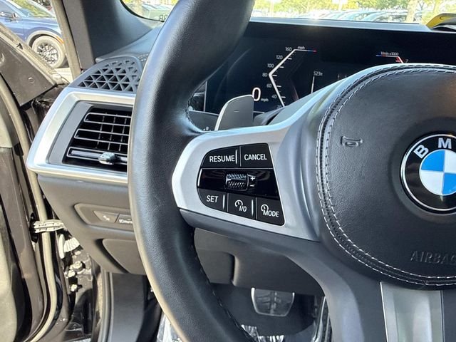 Used 2024 Black Sapphire Metallic BMW xDrive40i image 33