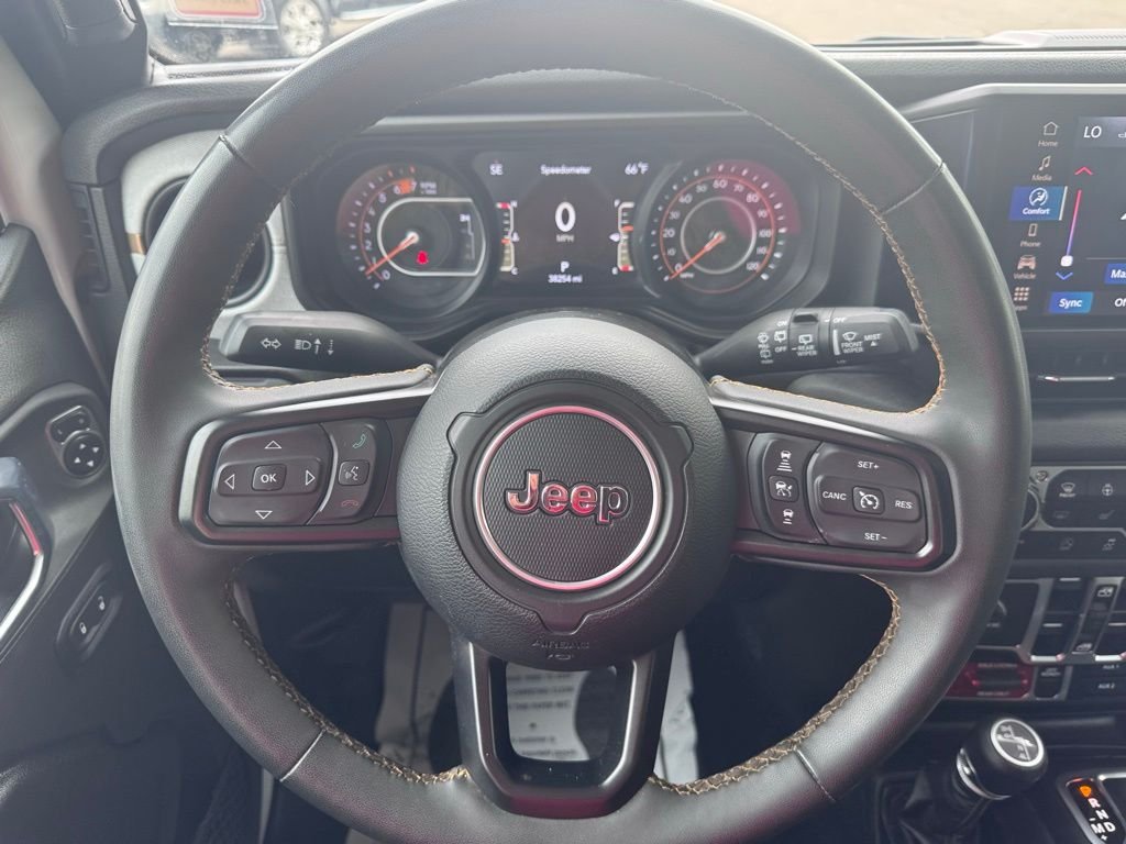 Used 2024 White Jeep Sport image 17