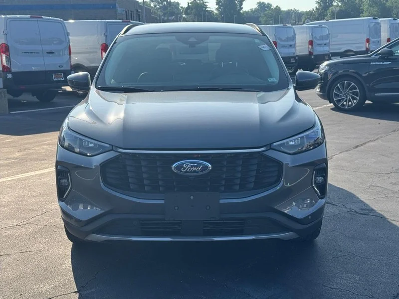 Used 2023 Carbonized Gray Metallic Ford Platinum® image 10
