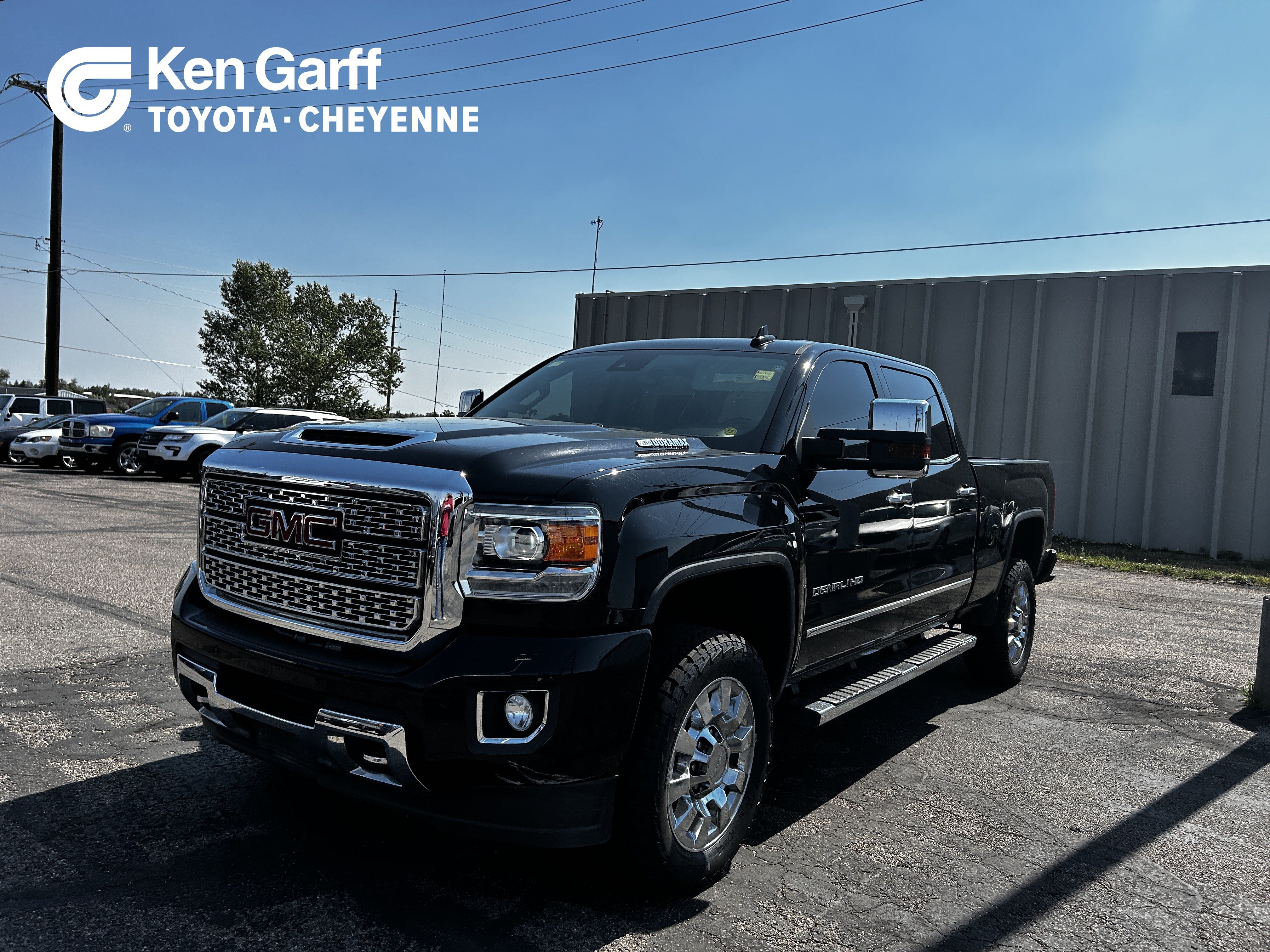 2018 GMC Sierra 4WD Crew Cab Standard Box Denali's photo