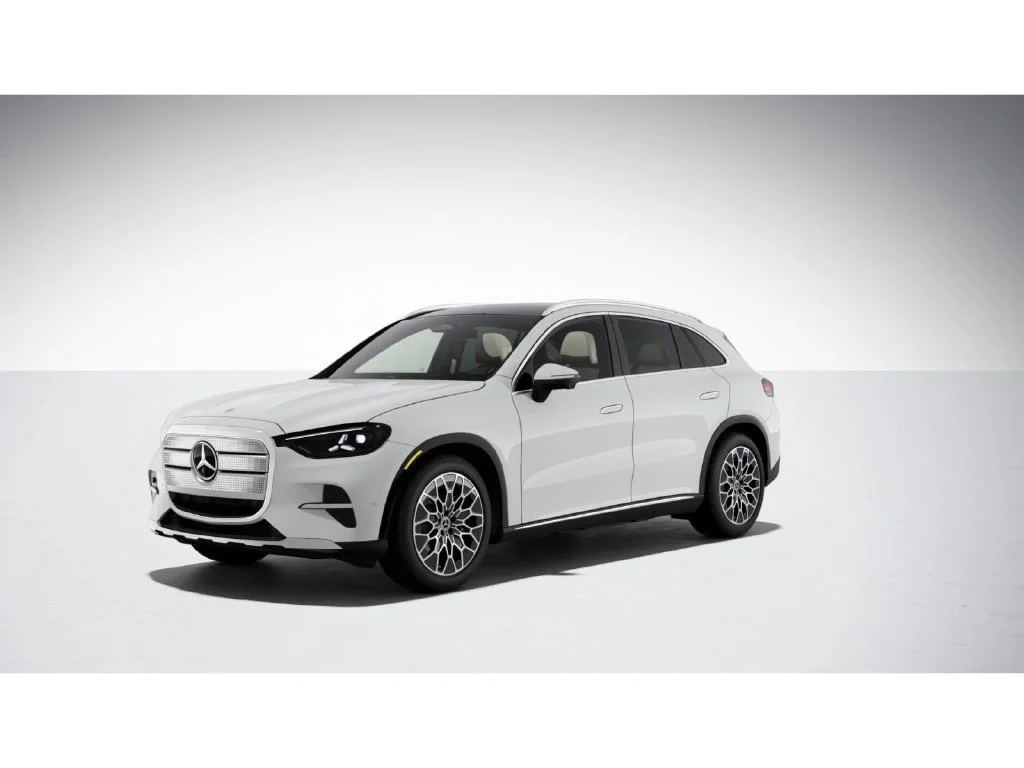 New 2027 White Mercedes-Benz GLC 400 image 39