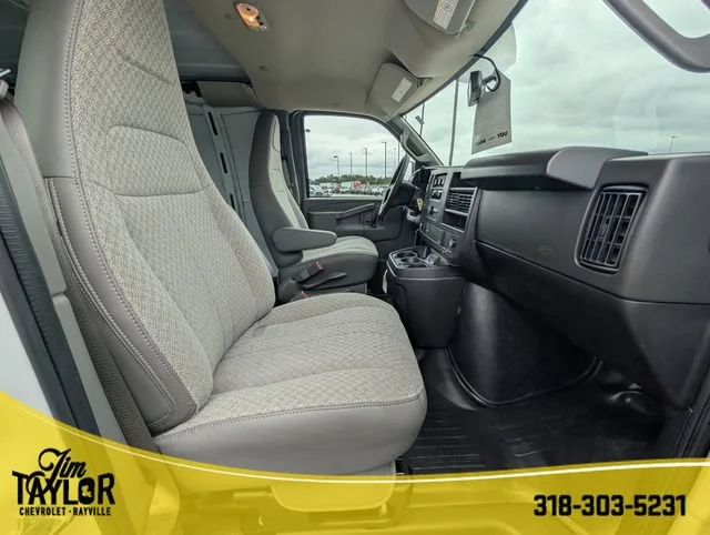 2026 Chevrolet Express Cargo Work Van - Photo 23