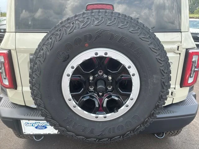 New 2026 Desert Sand Ford Badlands® image 7