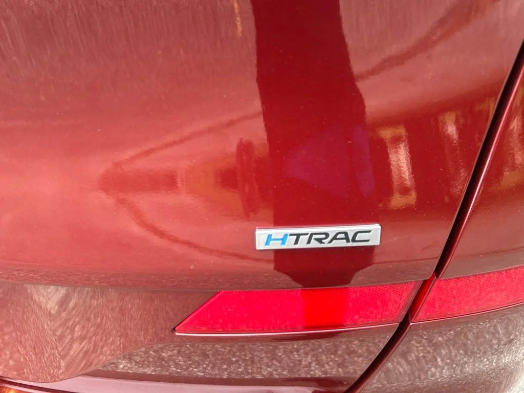 Used 2020 Red Hyundai Value image 10