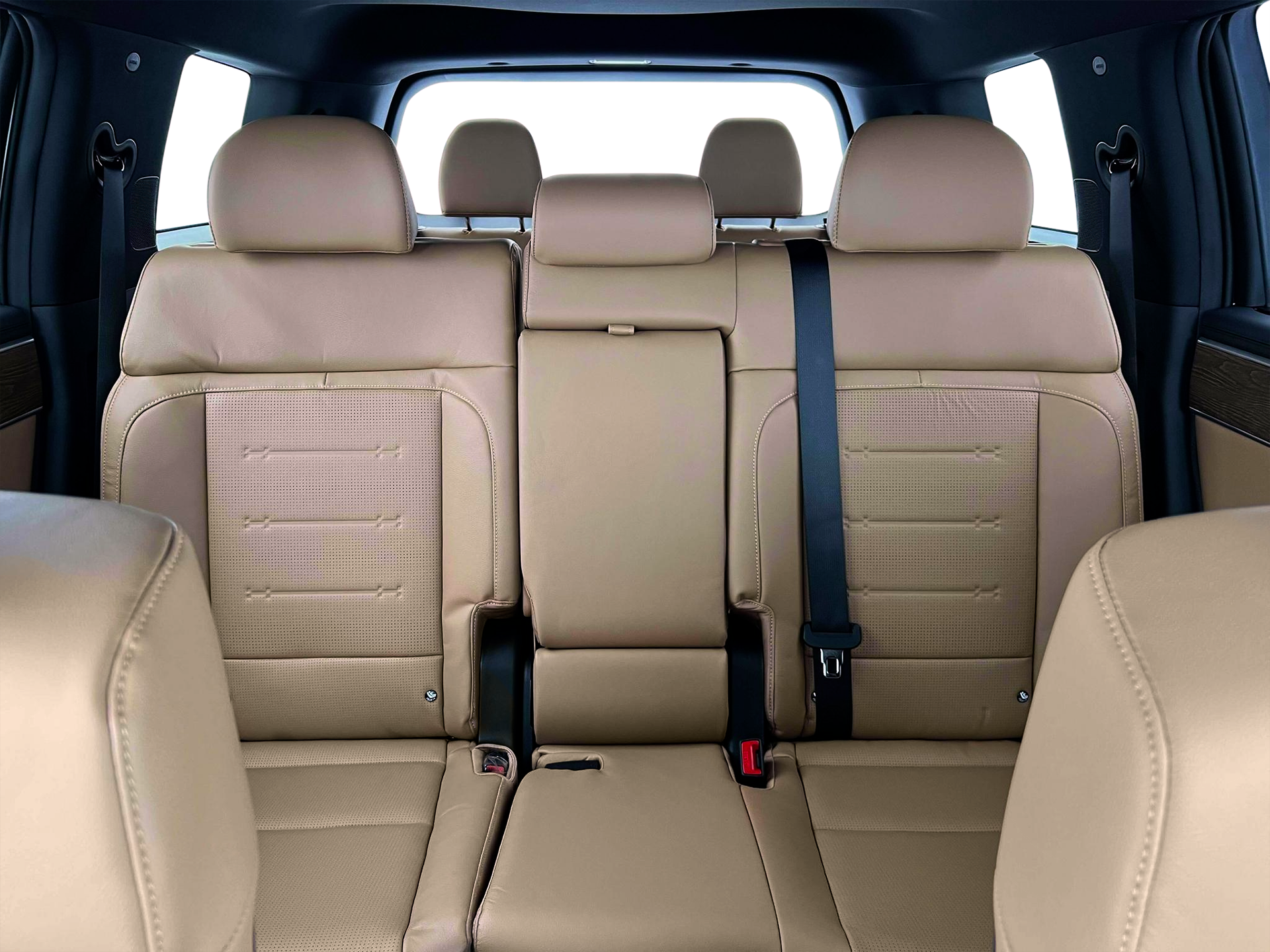 2025 Hyundai Santa Fe Limited - Photo 16